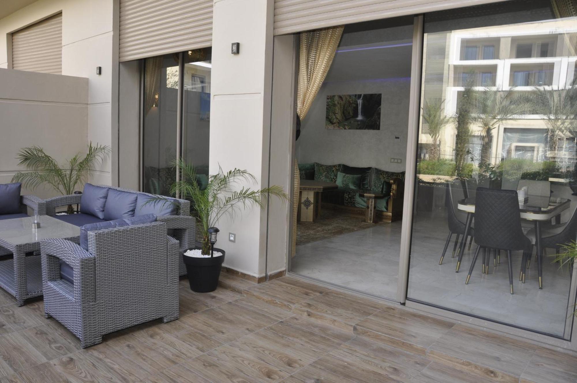 Royal Deluxe Gold - Marrakech, Luxe Pool View Apartment Marrakesh Ngoại thất bức ảnh